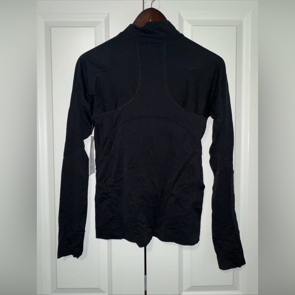 Athleta Momentum 1/2 Zip Solid Lightweight Workout Shirt M NWT - Picture 5 of 5